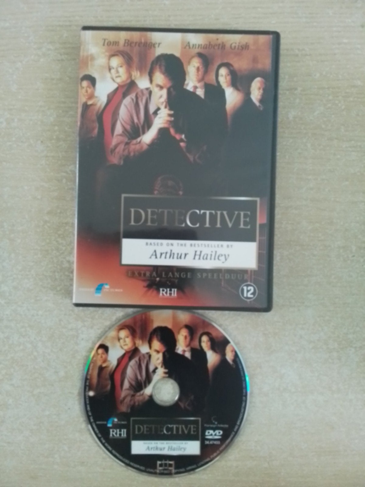 Film Detecrive (Tom Berenger) Veel filmsvan 1euro en 5+1gra, Ophalen of Verzenden
