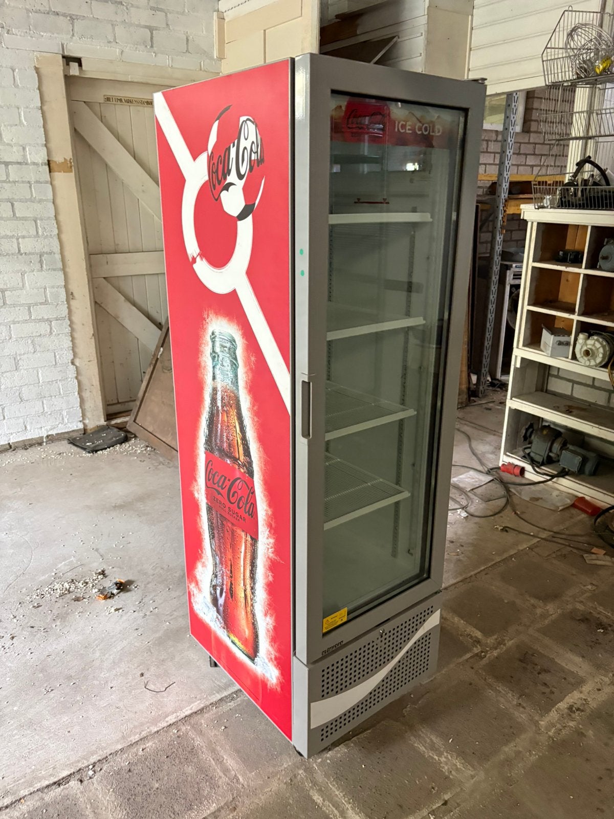 Corona Coca Cola Monster Heineken bier glasdeur koelkast, Ophalen, Zonder vriesvak, 200 liter of meer, 60 cm of meer