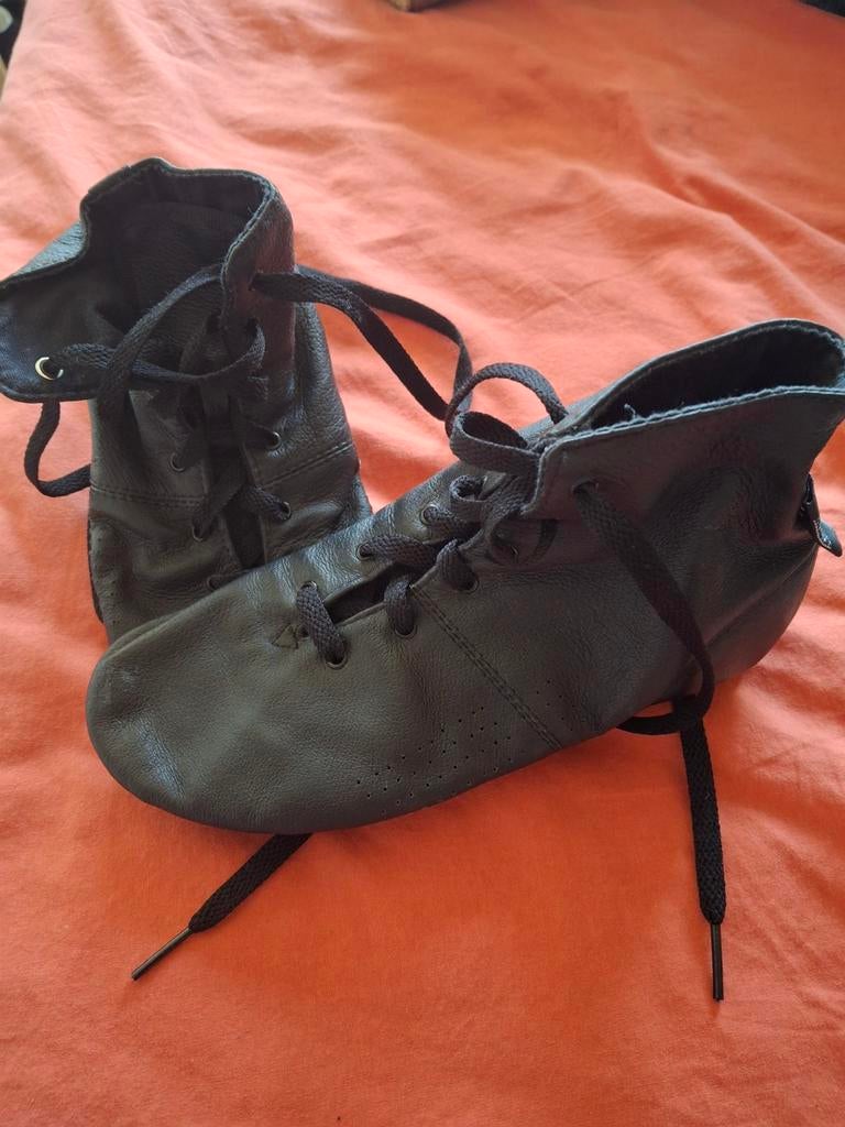Jazz dance schoenen, Ophalen of Verzenden, Gebruikt, Schoenen