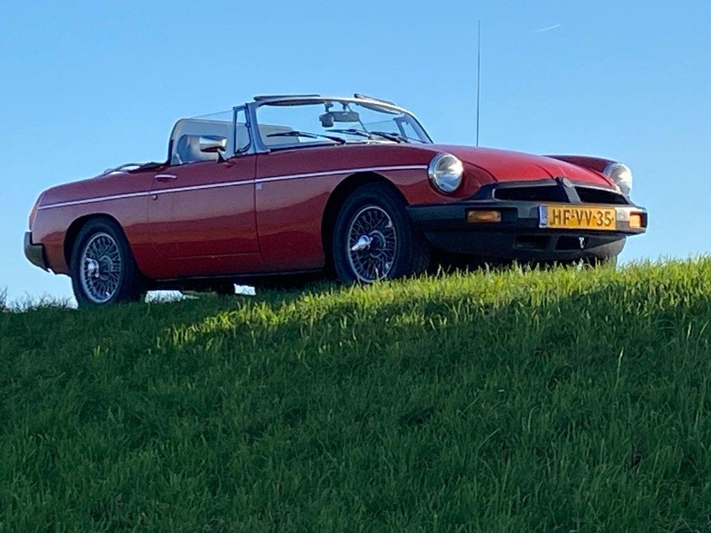 MGB 1.8 roadster 1978, B, Achterwielaandrijving, Zwart, Cabriolet