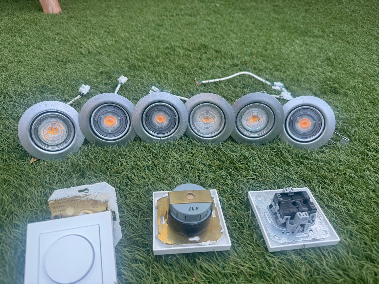 6 stuks Massive GU 10 inbouwspots met lampjes, Ophalen, Gebruikt, Overige merken, LED