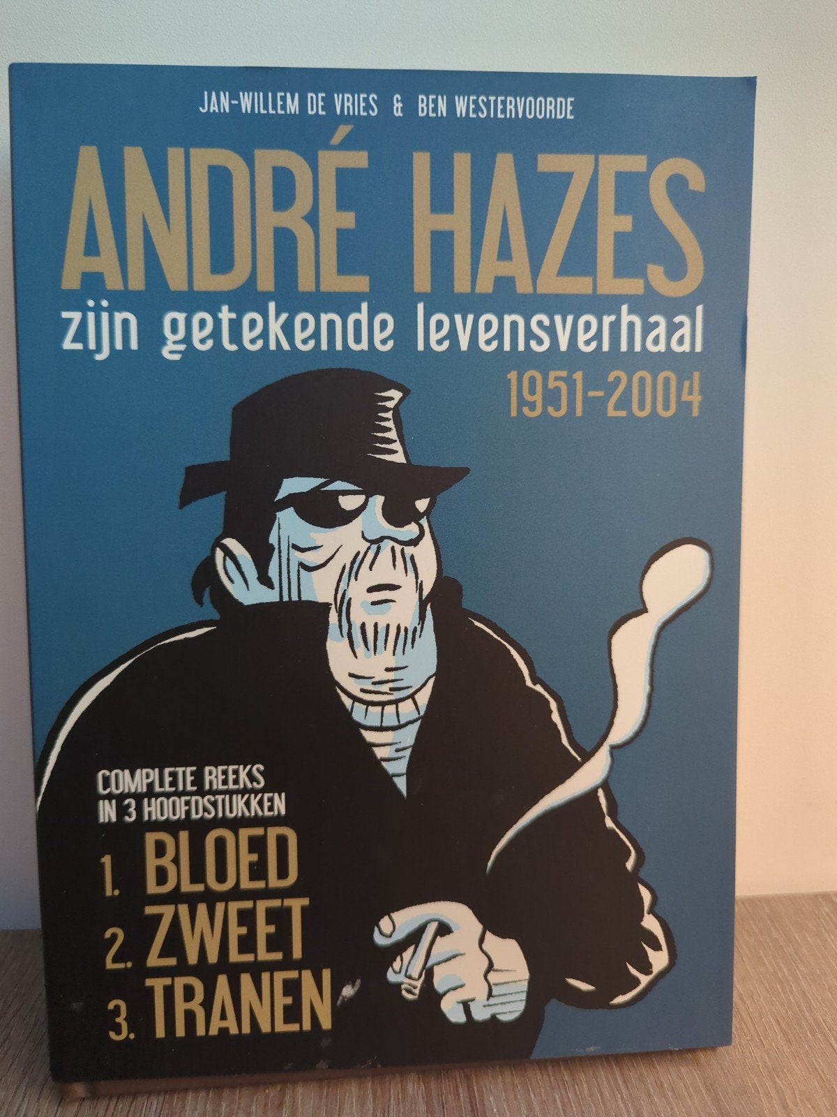 André Hazes: Zijn getekende levensverhaal 1951-2004, Ophalen of Verzenden, Zo goed als nieuw, Jan-Willem de Vries & Ben Westervoorde