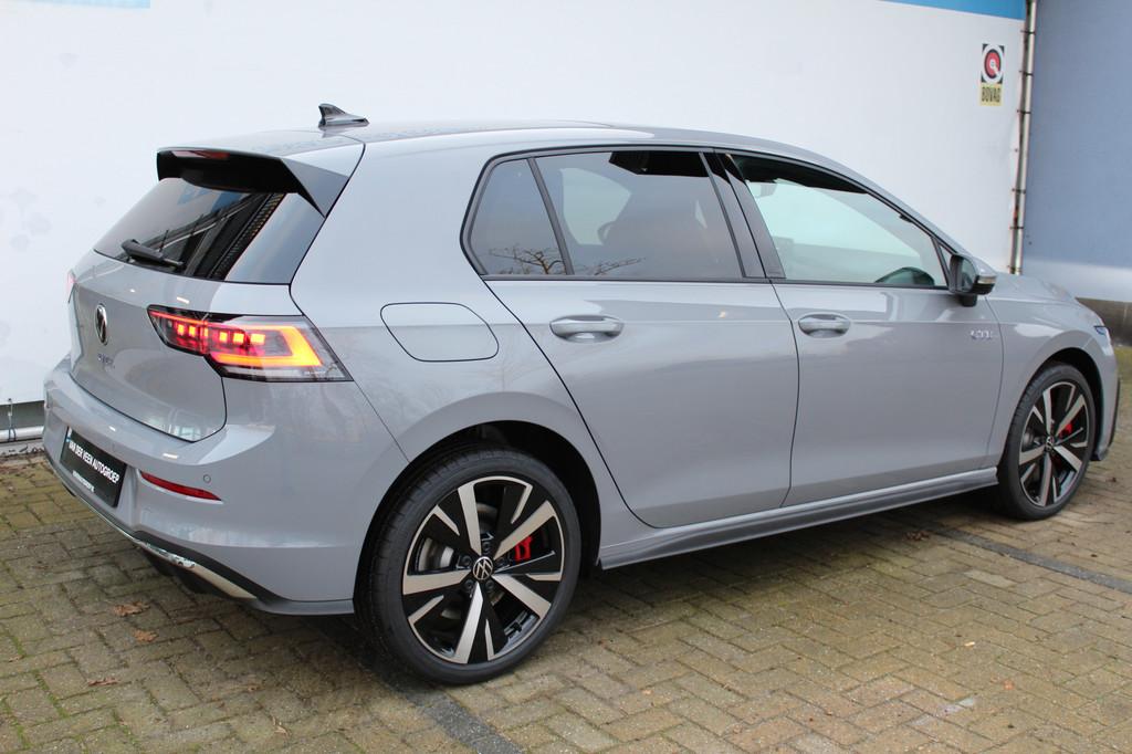 Volkswagen Golf 8.5 1.5 eHybrid GTE 272 Pk | Panorama dak |, 4 cilinders, Met garantie (alle), Automatische klimaatregeling, Plug-in hybride