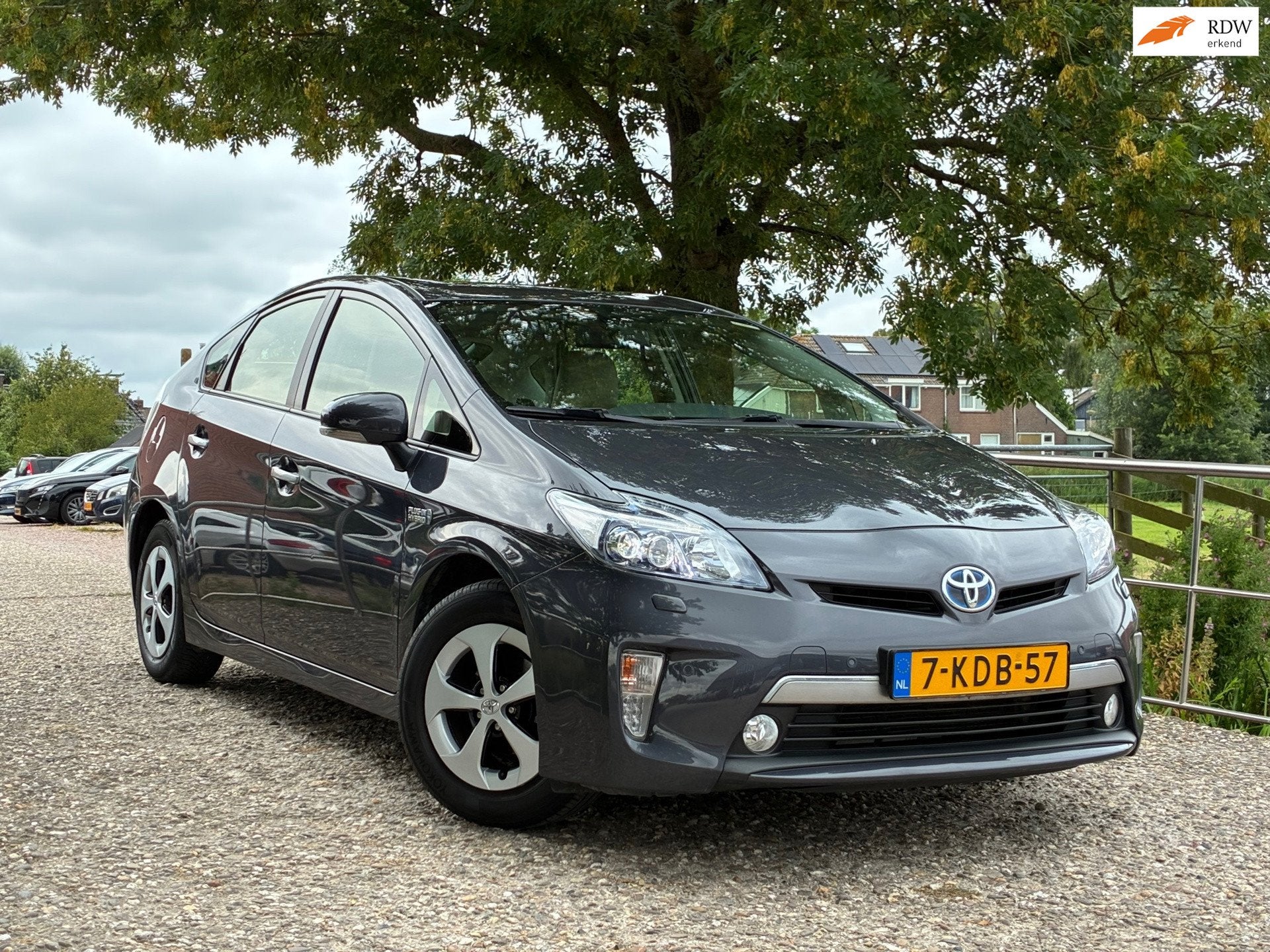 Toyota Prius 1.8 Plug-in Dynamic Business | 1e Eigenaar + Ac, Auto's, Euro 5, Gebruikt, Beige, Stoelverwarming