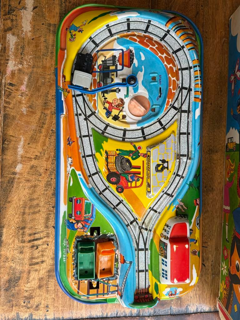 Vintage blikken treinbaan spel met lichte beschadigingen, Ophalen of Verzenden, Gebruikt