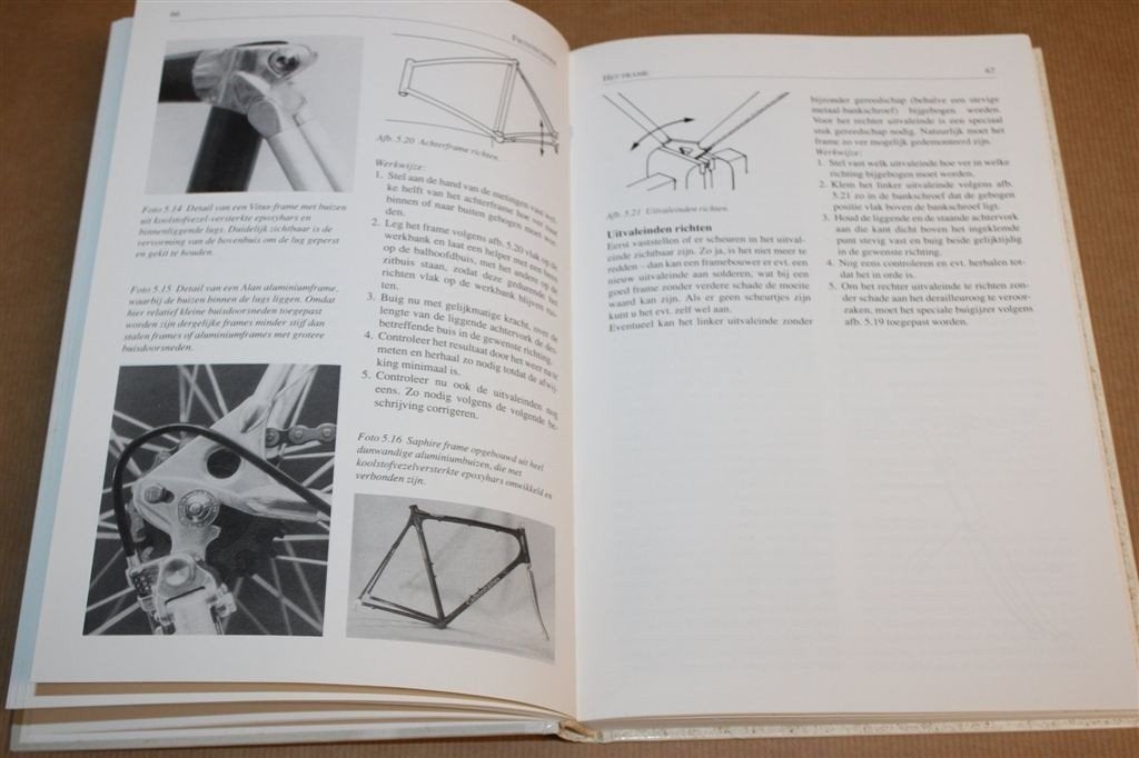Fietstechniek — Onderhoud en Reparatie — Handboek, Ophalen of Verzenden, Gelezen, Overige onderwerpen