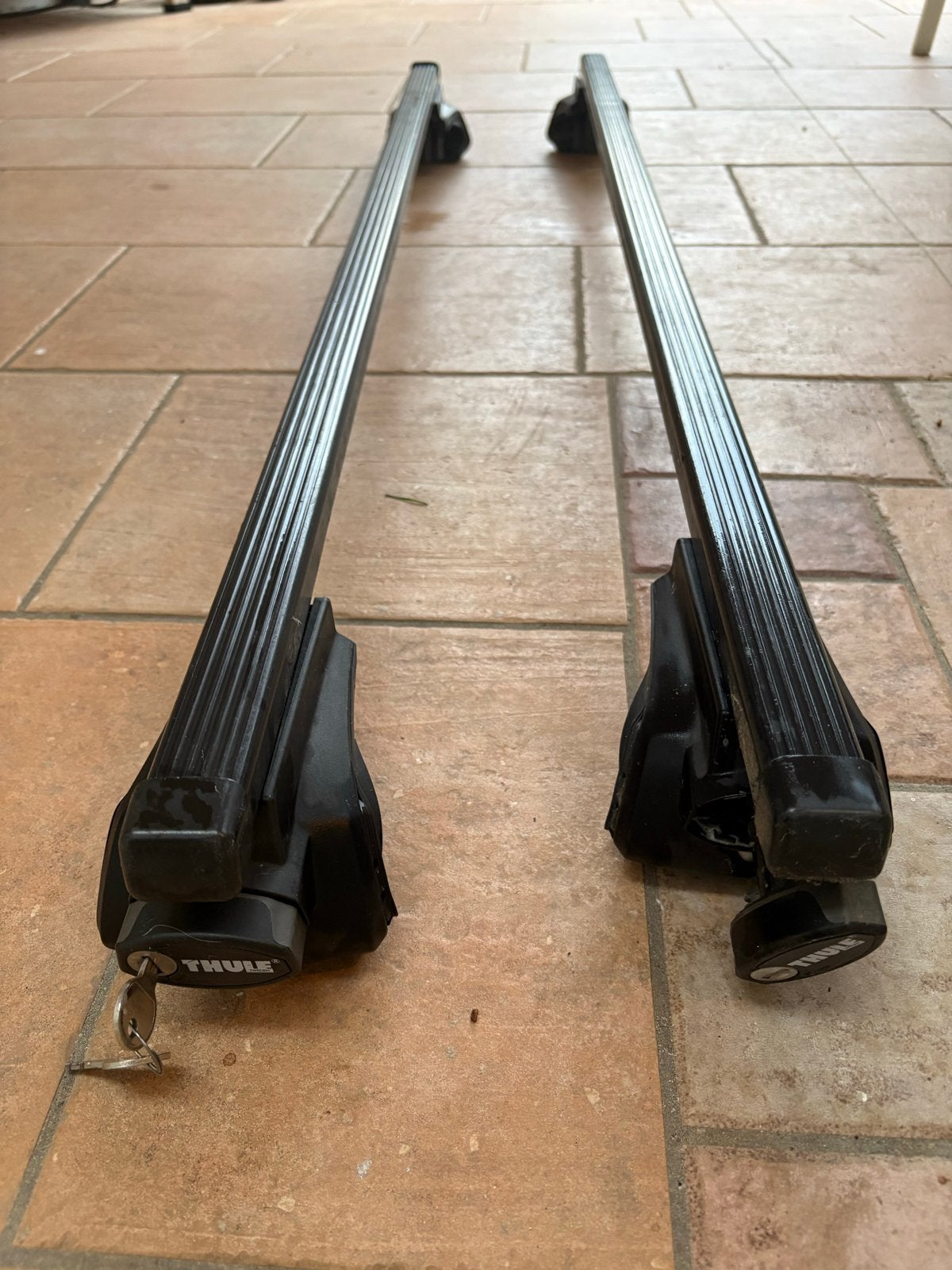 Thule Rapid System 757 dakdragers - 120 cm stangen, Ophalen, Gebruikt