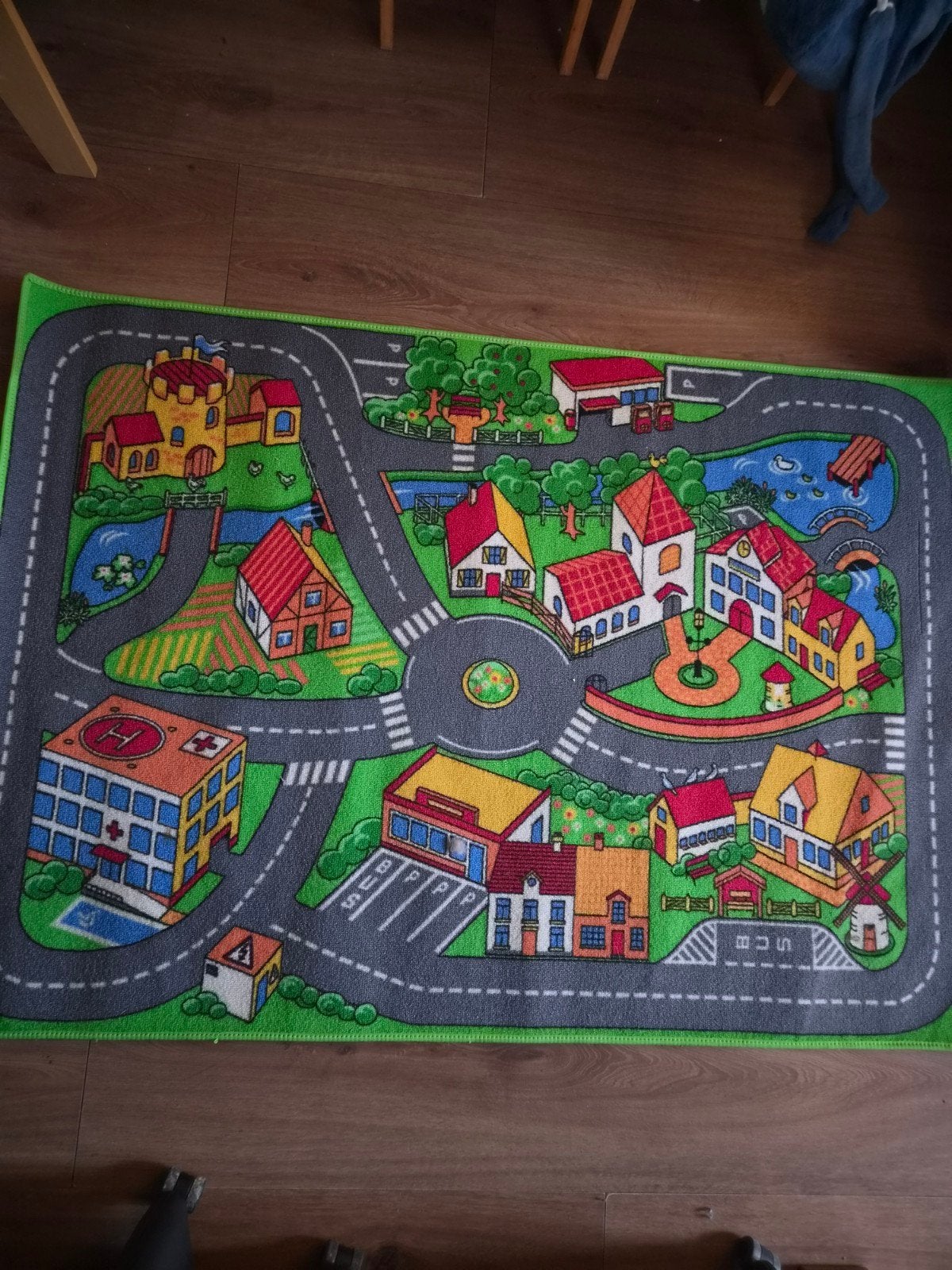 Speelkleed met wegen en gebouwen voor kinderen 93 cm x 131cm, Ophalen, Gebruikt