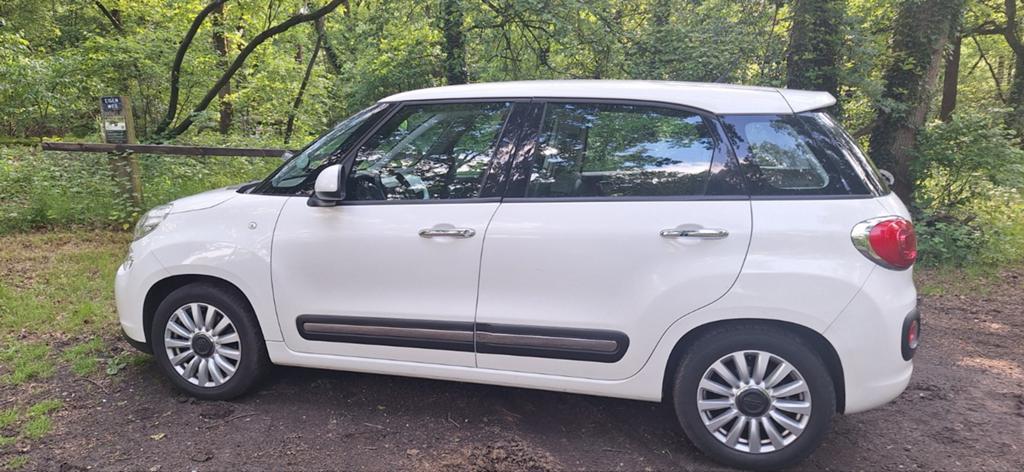 Fiat 500L 1.4 16V 95pk 2013 Wit, Voorwielaandrijving, Stof, 400 kg, Wit