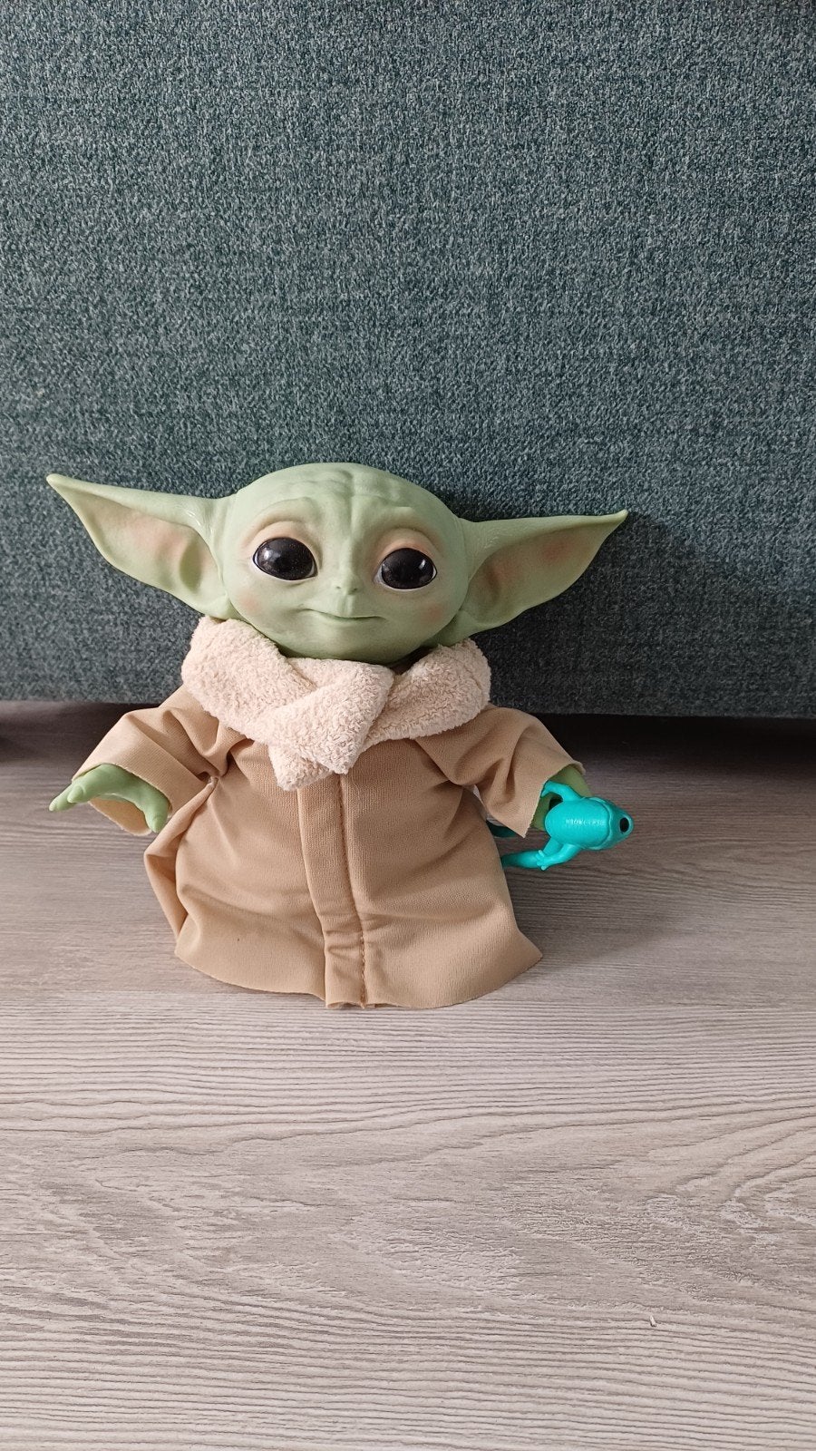 Yoda poppetje 20 cm met geluid, Ophalen of Verzenden, Zo goed als nieuw, Actiefiguurtje