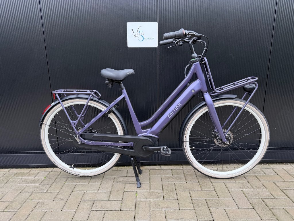 Cortina E-U4 Next 52cm 2025 in absolute nieuwstaat