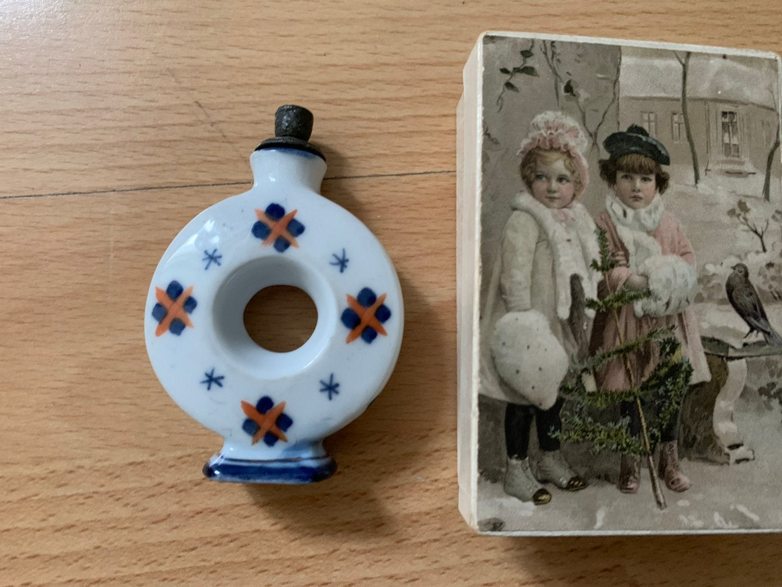 porseleinen parfumflesje ,merk Boldoot uit Amsterdam. (1900), Antiek en Kunst, Ophalen of Verzenden