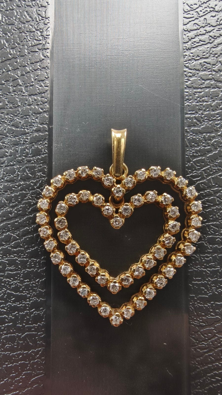 Gouden hanger 18 karaat met 58 briljant geslepen diamanten, Ophalen of Verzenden, Zo goed als nieuw, Goud, Goud