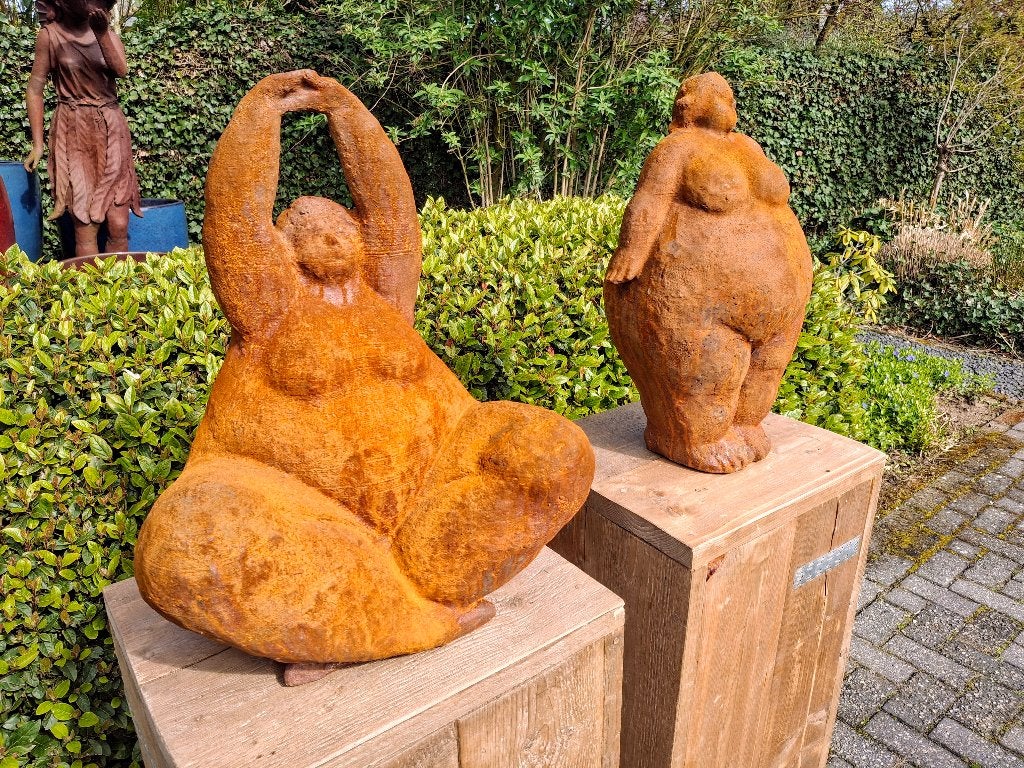 De grote gietijzeren dikke dames zijn weer binnen xxl., Tuin en Terras, Ophalen, Nieuw, Metaal, Mensenbeeld