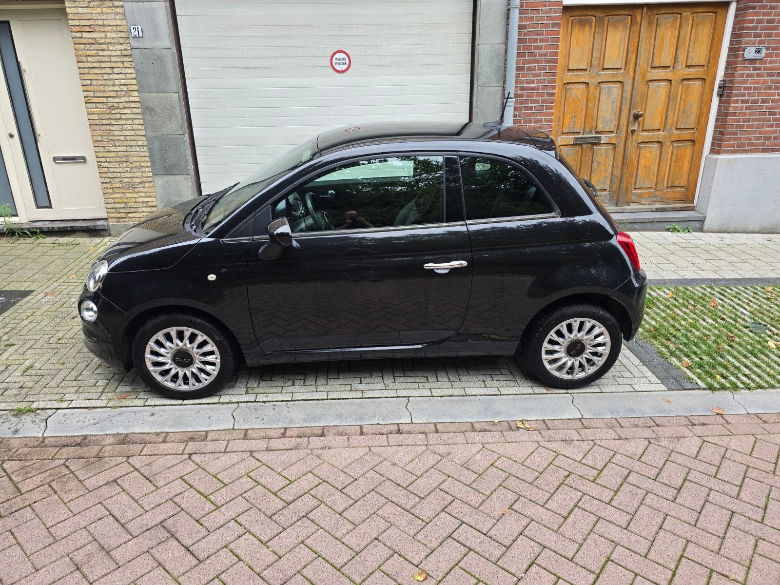 Fiat 500 1.2 2019 Zwart ( nog 3 dagen), Voorwielaandrijving, 4 cilinders, 4 stoelen, Zwart