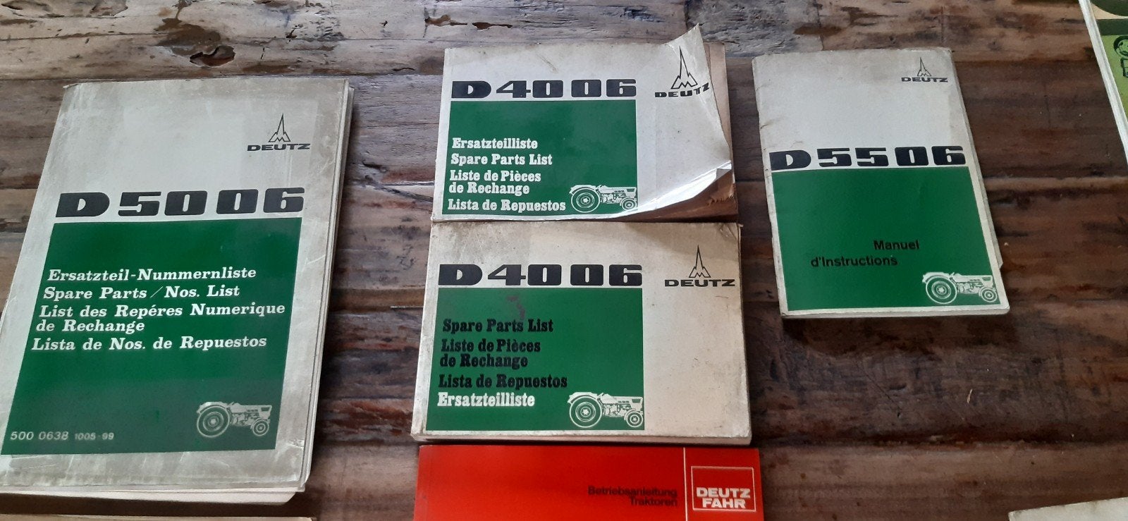 Deutz IHC international instructieboekjes onderdelenboek.  l, Ophalen of Verzenden, Gelezen, Algemeen