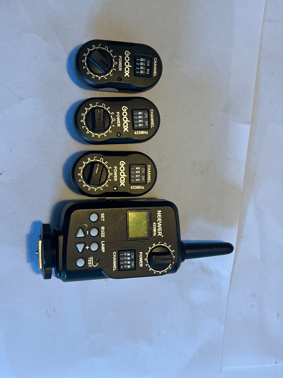 Godox en Neewer flitser triggerset met 3 ontvangers, Ophalen of Verzenden, Zo goed als nieuw, Trigger/ontvanger, Draadloos