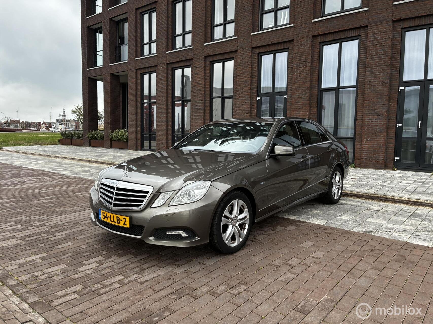 Mercedes E-klasse 250 CGI Business Class Avantgarde Navi, Euro 5, Achterwielaandrijving, 4 cilinders, 1796 cc