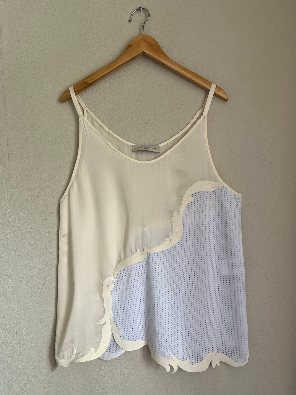 Stella McCartney silk & mesh top - Archive piece, Kleding | Dames, Tops, Ophalen of Verzenden, Zo goed als nieuw, Beige, Zonder mouw