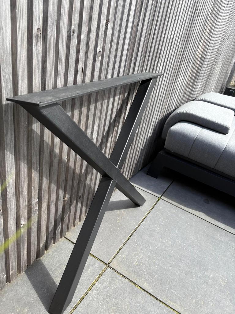 Stalen tafel poot, Huis en Inrichting, Tafelonderdelen, Ophalen, Zo goed als nieuw, Rechthoekig, 50 tot 100 cm