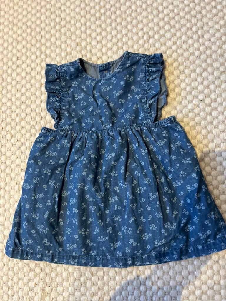 Zara jurkje maat 74, Kinderen en Baby's, Babykleding | Overige, Ophalen of Verzenden, Zo goed als nieuw, Meisje