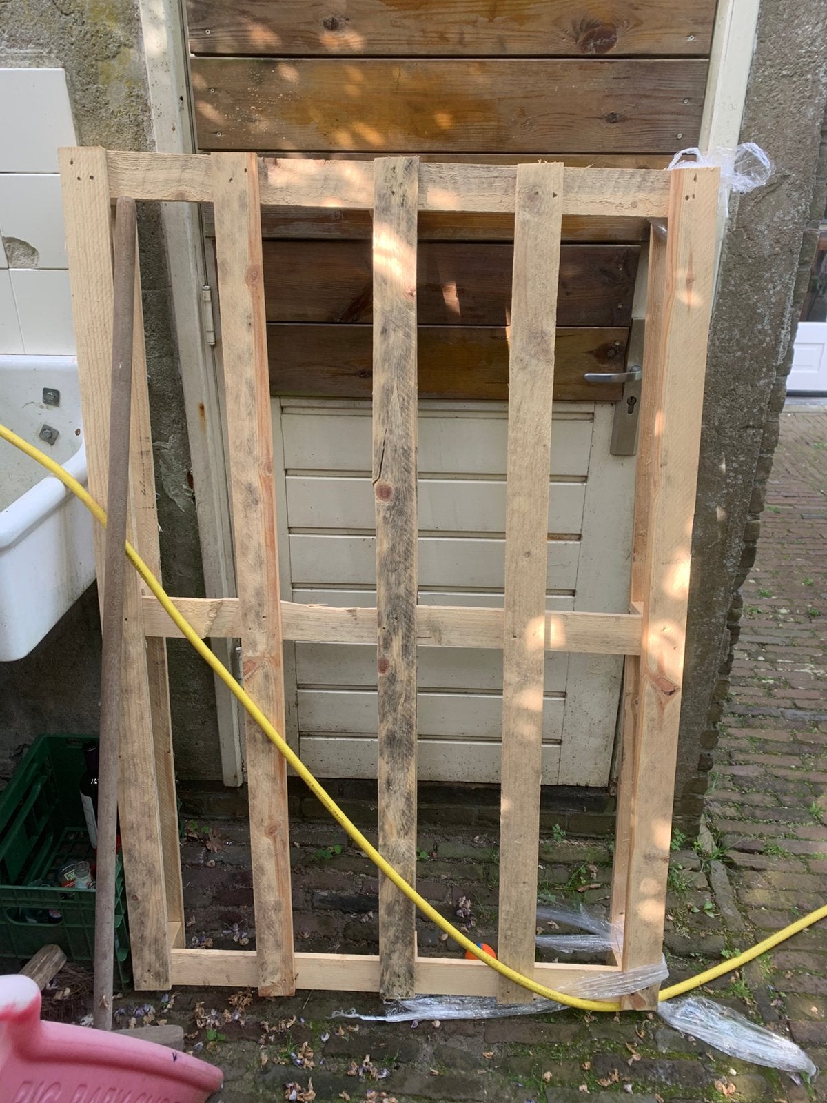 Gratis pallet, Ophalen, Zo goed als nieuw, 50 mm of meer, Minder dan 200 cm