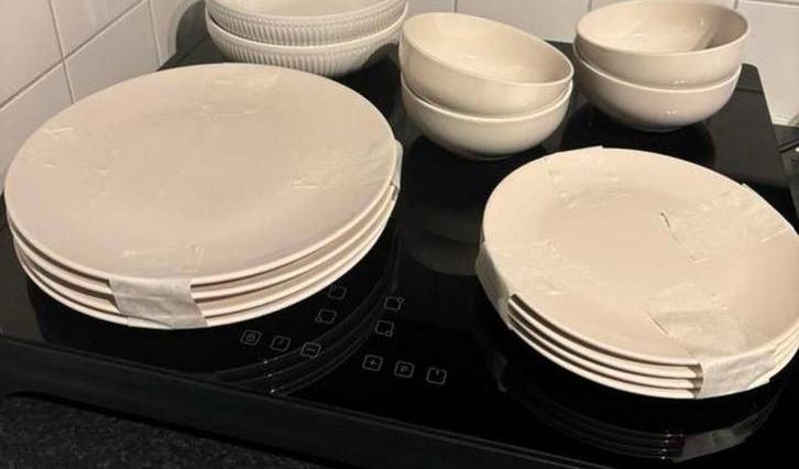 Servies Action NIEUW, Ophalen