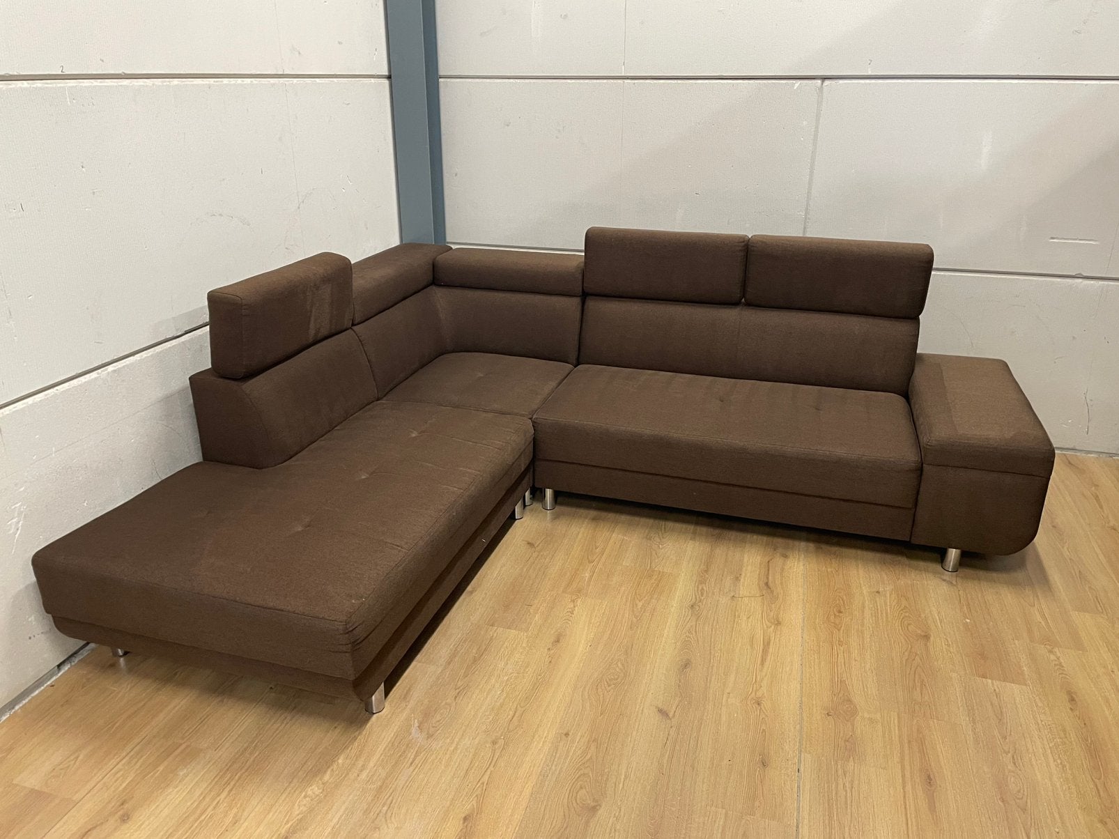 Mooie luxe bruine hoekbank met hoofdsteunen - GEREINIGD!!!, Ophalen, 250 tot 300 cm, Luxe, Hoekbank