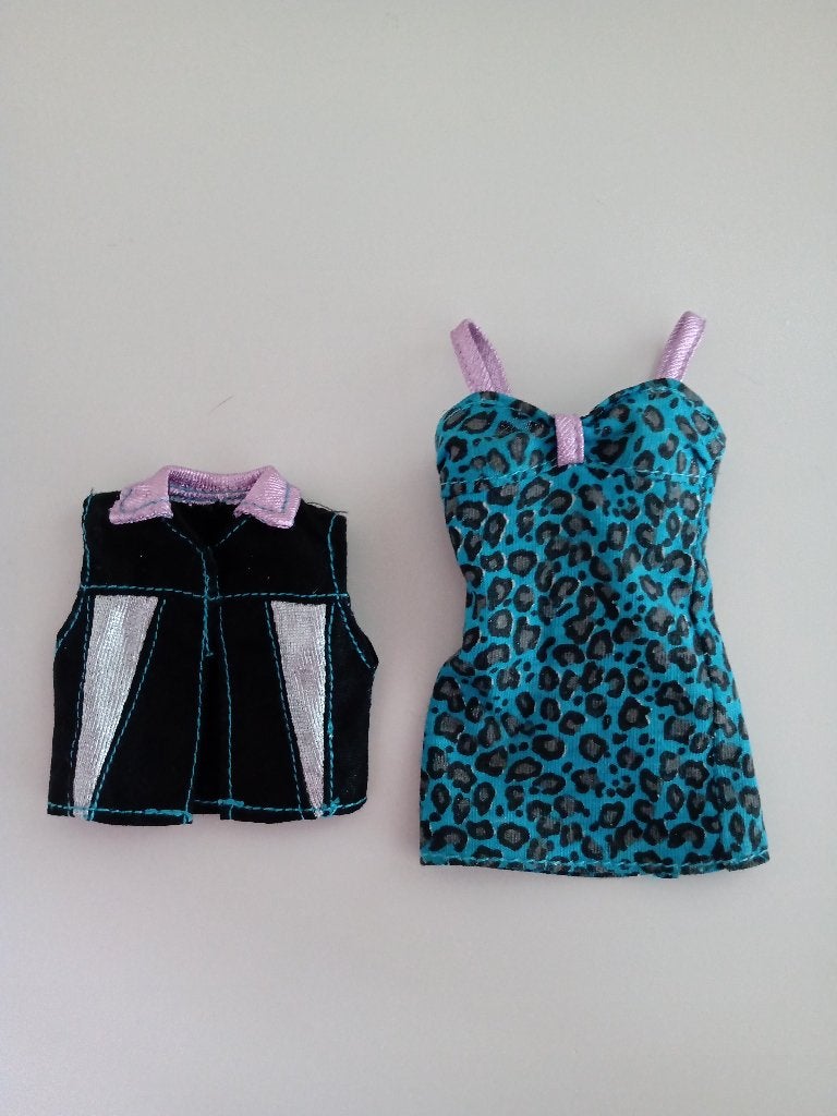 Kleding voor SKIPPER (zusje van BARBIE) 20 foto’s, Ophalen of Verzenden, Gebruikt, Kleertjes