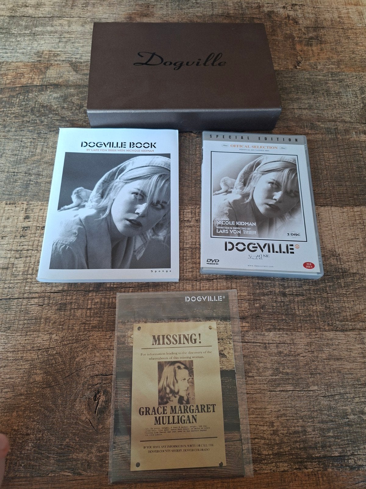 Dogville Special Edition DVD met boek en extra's, Ophalen of Verzenden