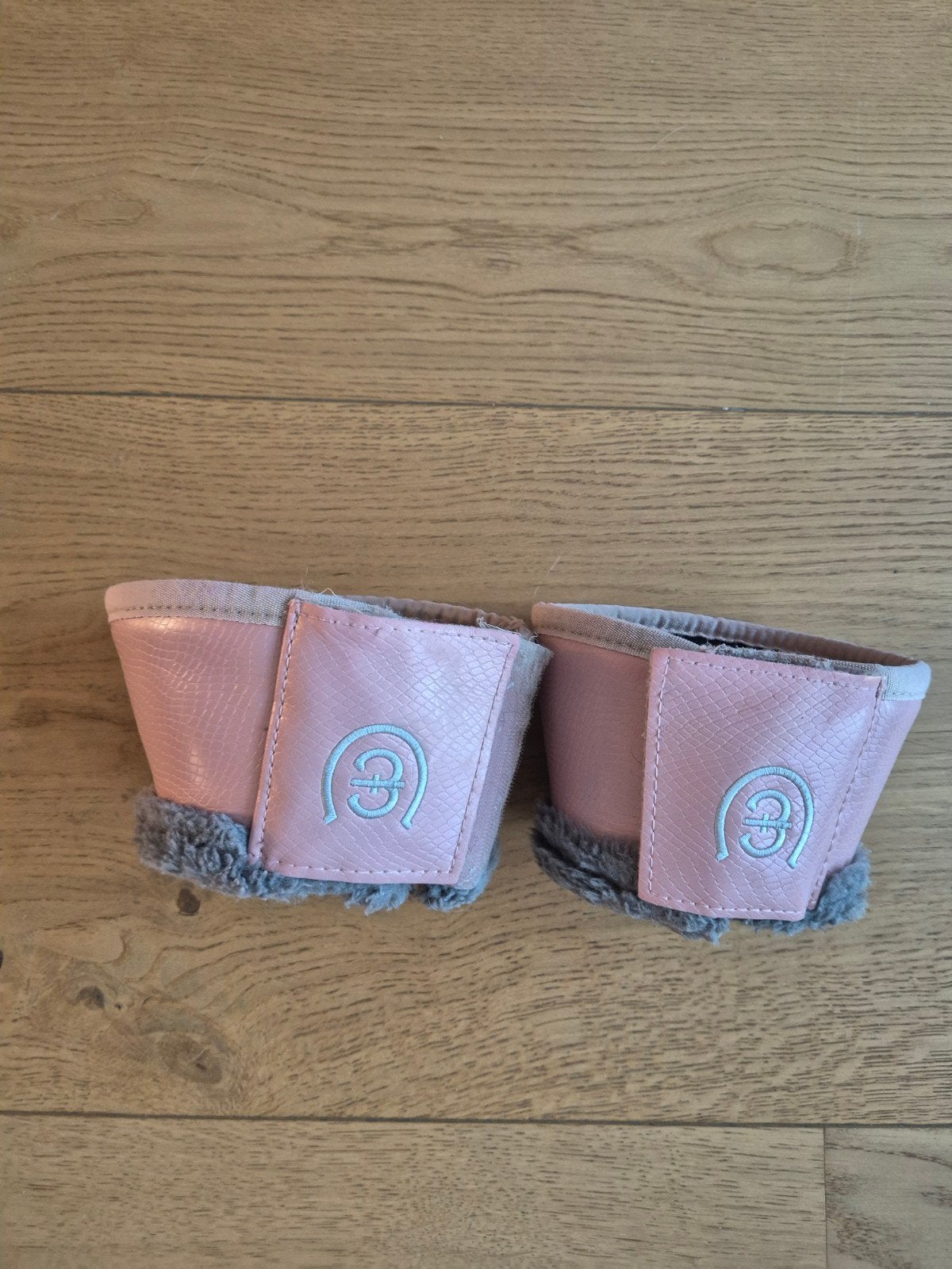 Equestrian stockholm springschoenen, Rond, Ophalen of Verzenden, Zo goed als nieuw, Aardewerk