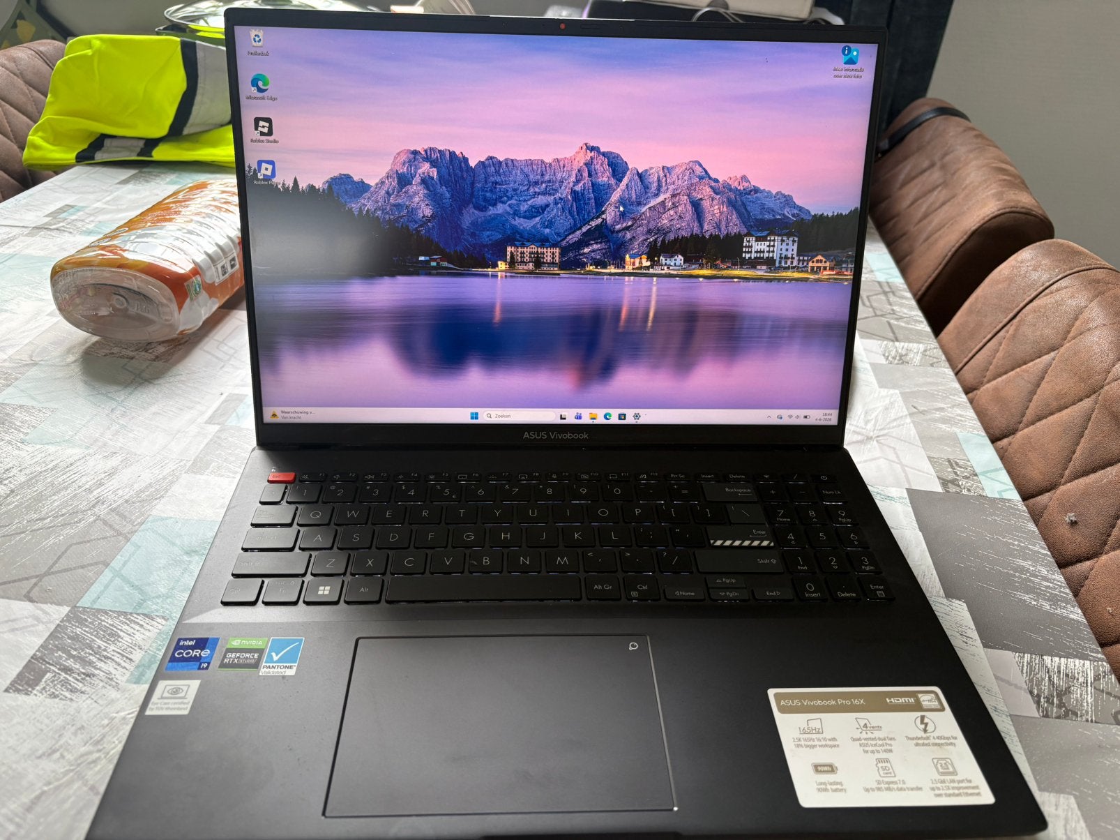 Asus vivobook, Ophalen, Gebruikt, 2 tot 3 Ghz, SSD