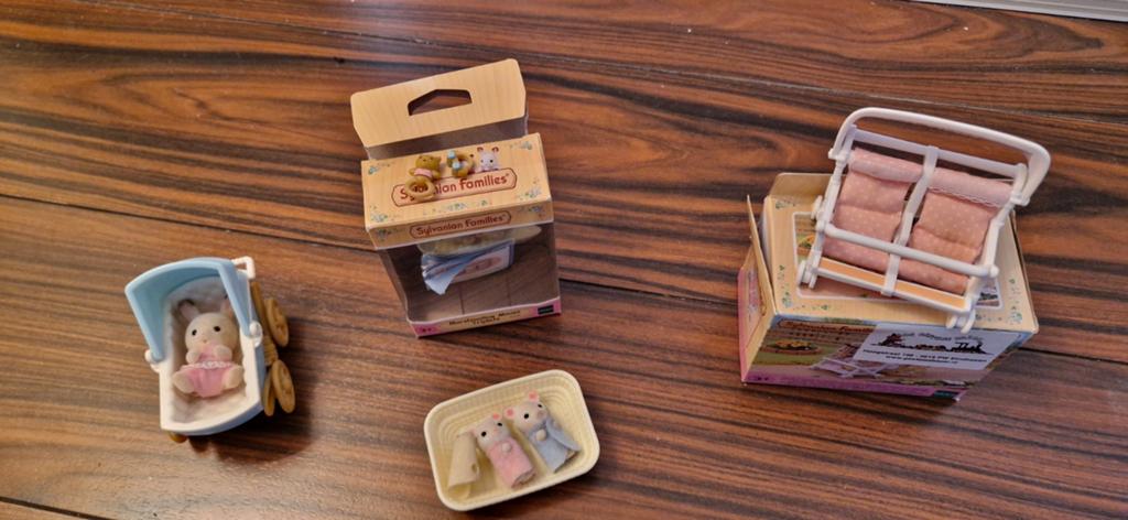 Sylvanian Families: Muizen, Konijnen & Kinderwagen, Ophalen, Gebruikt, Jongen of Meisje