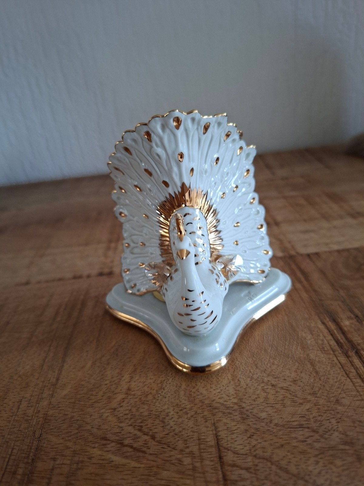 Porseleinen Pauw Beeldje met Swarovski Kristallen, Ophalen