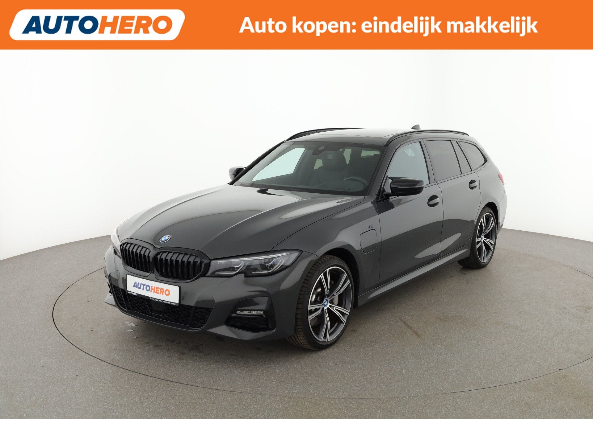 BMW 3 Serie Touring 330e xDrive l YY07990 l (bj 2022), Auto's, 1998 cc, Gebruikt, 4 cilinders, Leder