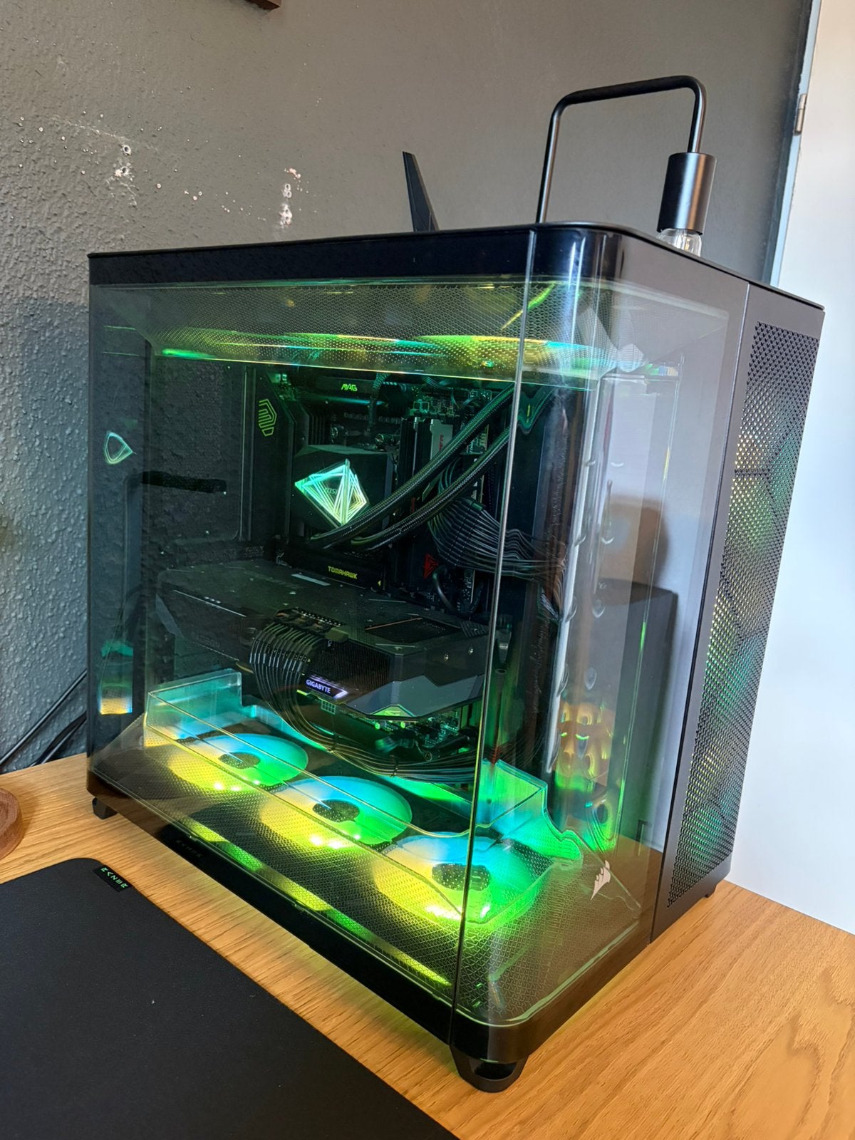 Gaming PC - RX 9070 XT, Ryzen 7 9800X3D, 32GB DDR5, Computers en Software, Ophalen, Zo goed als nieuw, Gaming, 4 Ghz of meer