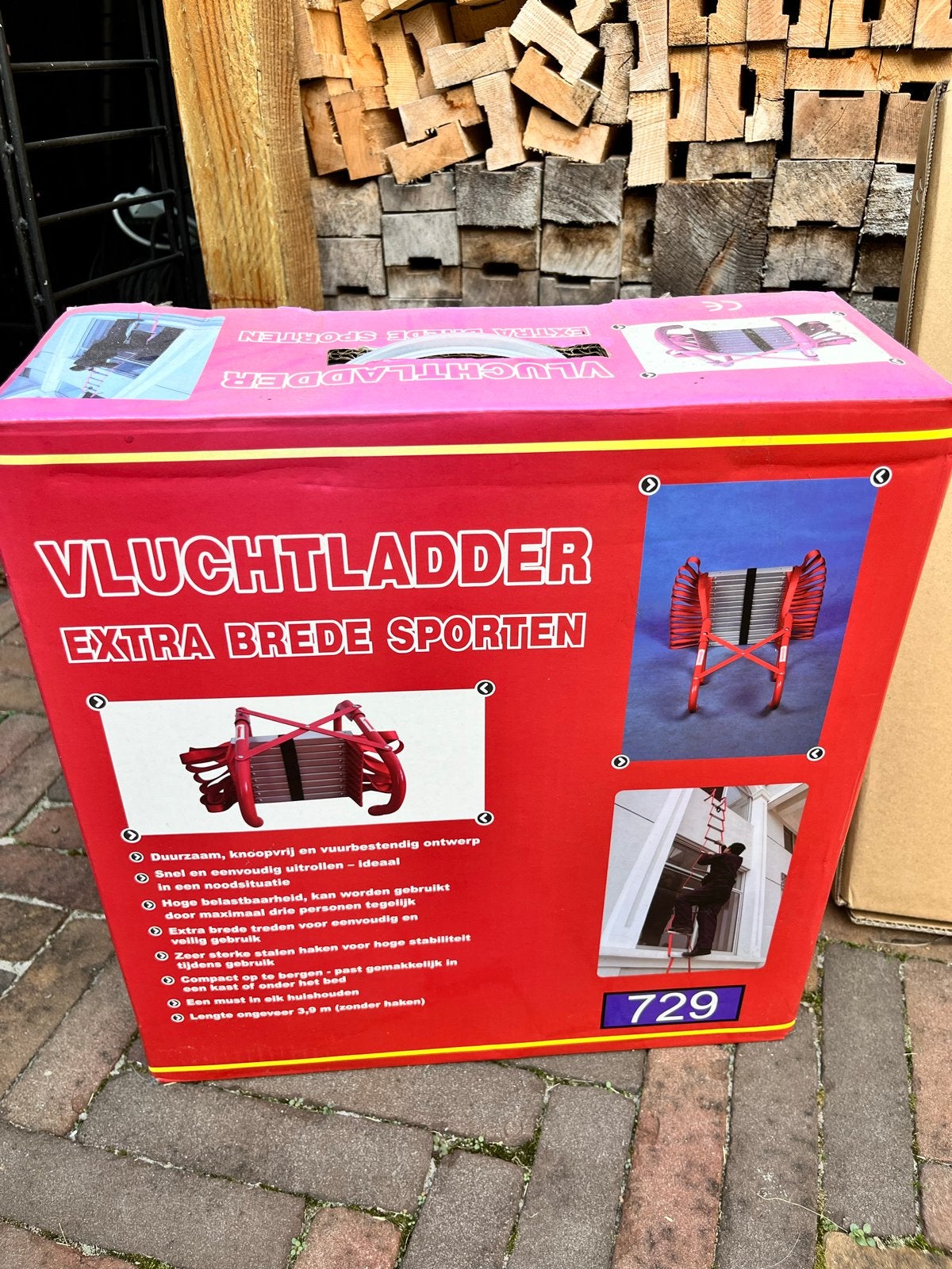 Vluchtladder met extra brede sporten - 3,9m, Nieuw, Ophalen of Verzenden, Ladder, Opvouwbaar of Inschuifbaar