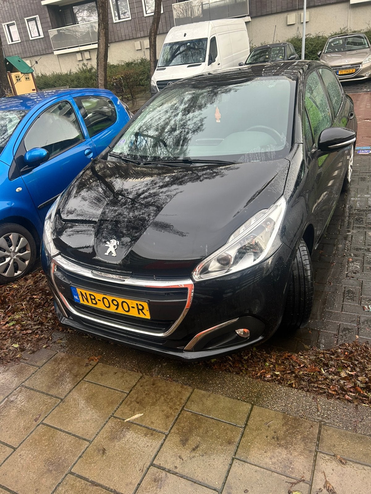 Peugot 208 2016, Ophalen