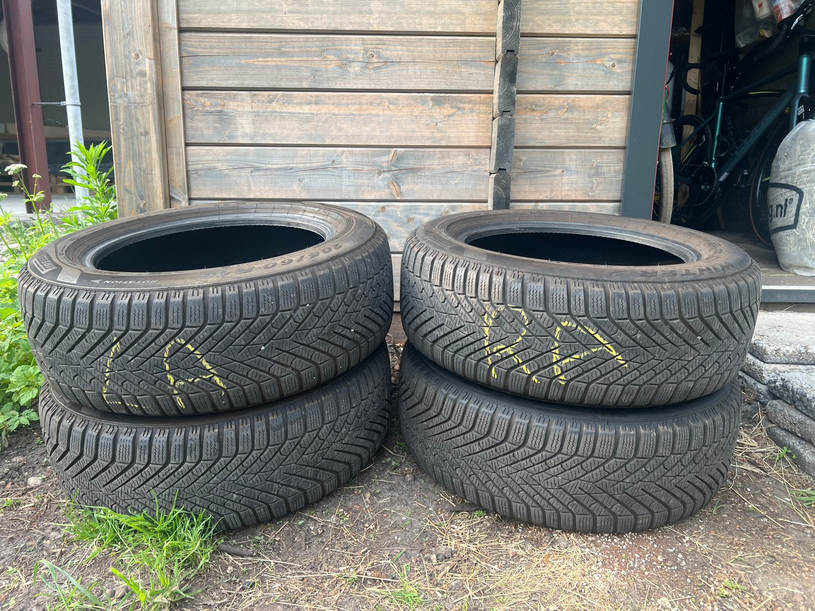 Winterbanden Pirelli Cinturato 205/60 R16, Ophalen, Zo goed als nieuw
