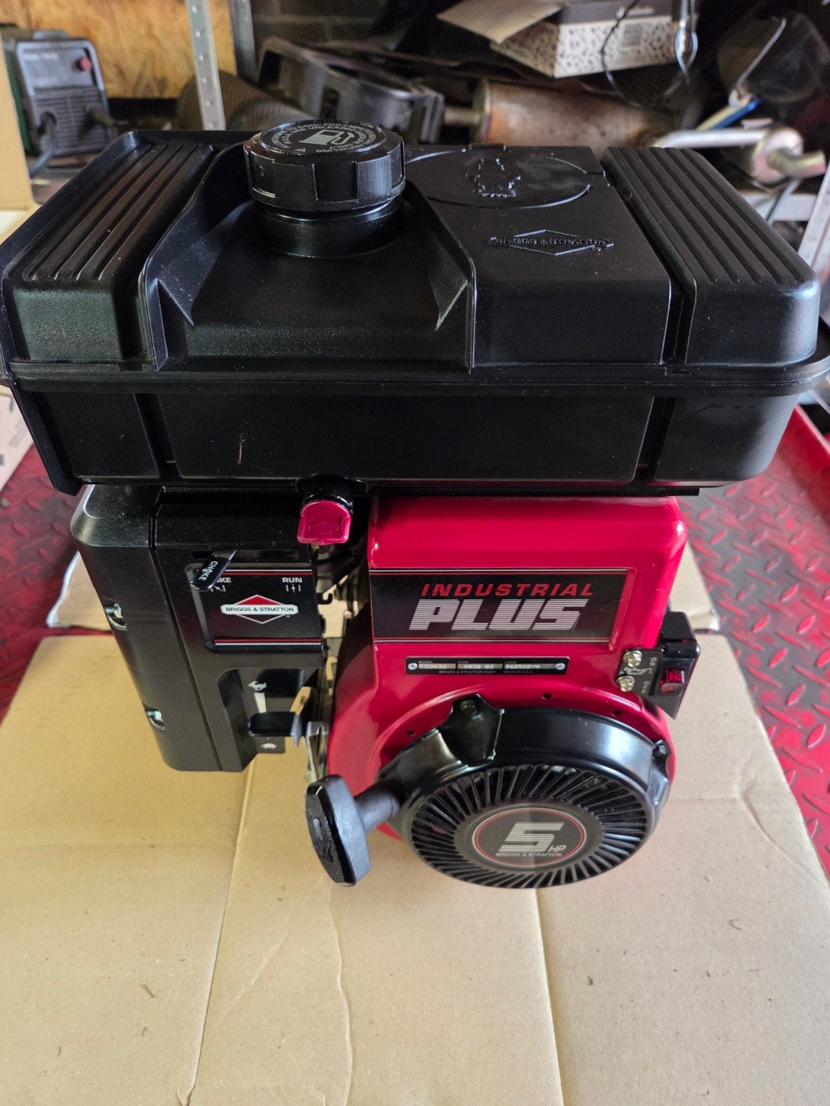Briggs & Stratton Industrial Plus 5PK Horizontale As Motor