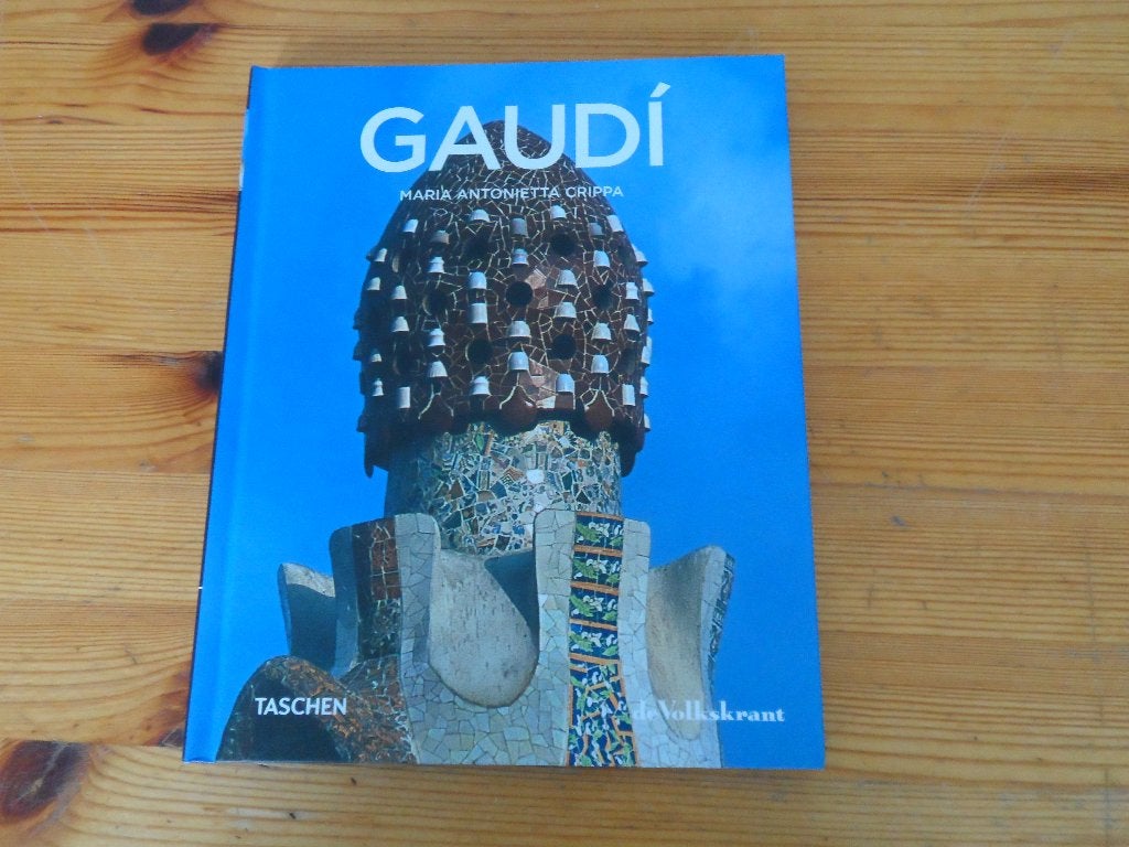 Gaudi - M.A. Crippa, Boeken, Ophalen of Verzenden, Zo goed als nieuw, Architecten
