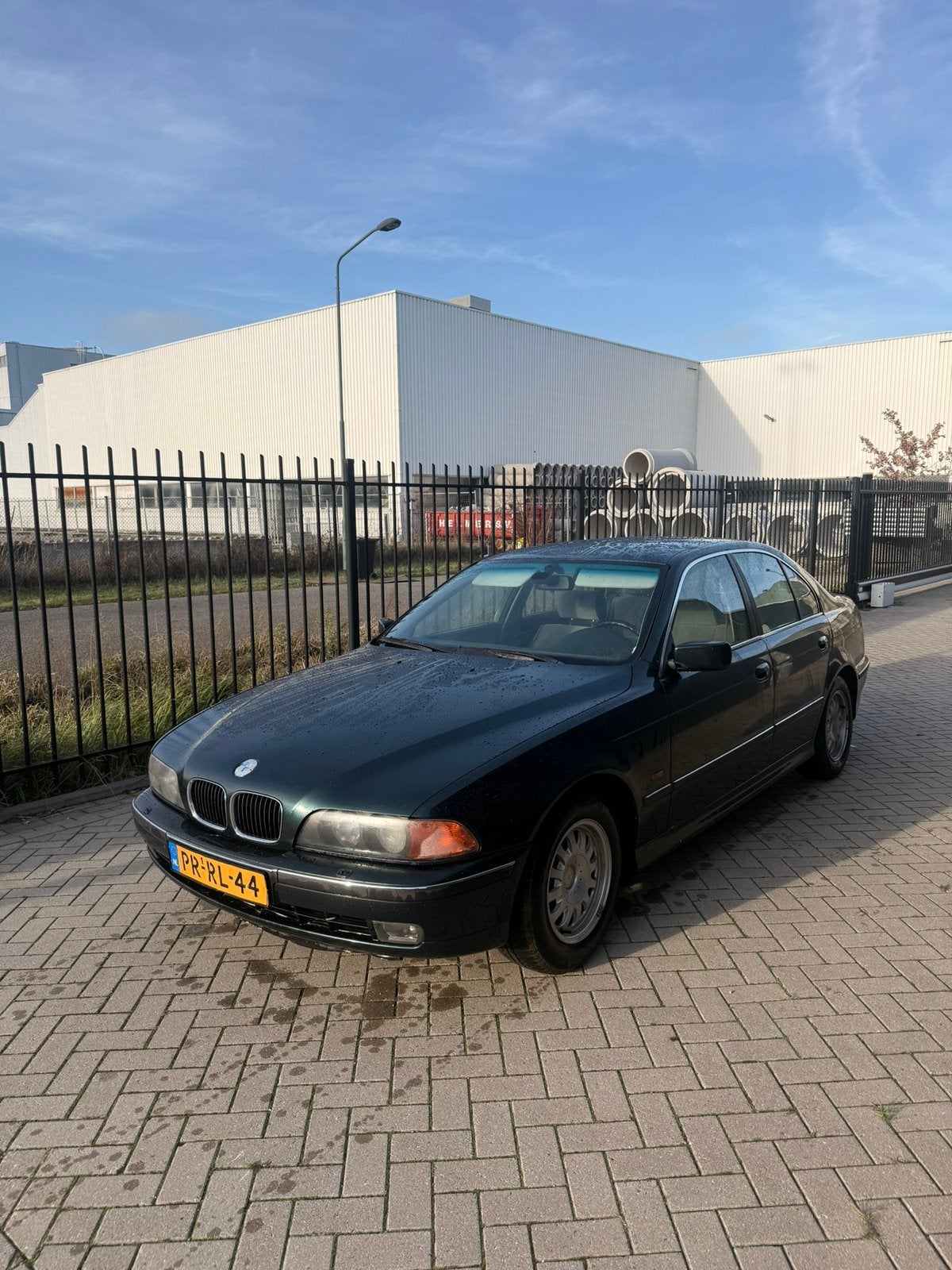 BMW 6cil 523i MOET WEG, Ophalen, BMW