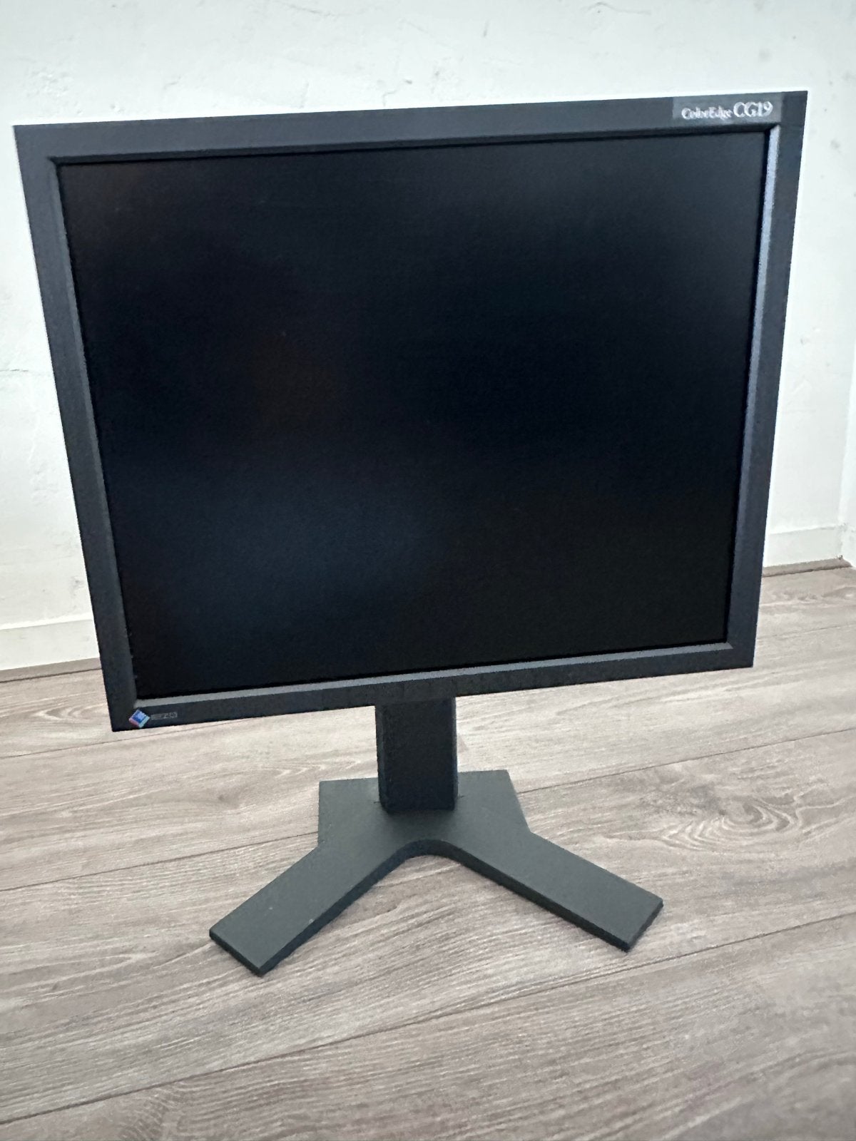 EIZO ColorEdge CG19 Monitor - 19 inch, Professionele Kwalite, Gebruikt, In hoogte verstelbaar, Ophalen of Verzenden, Overige typen