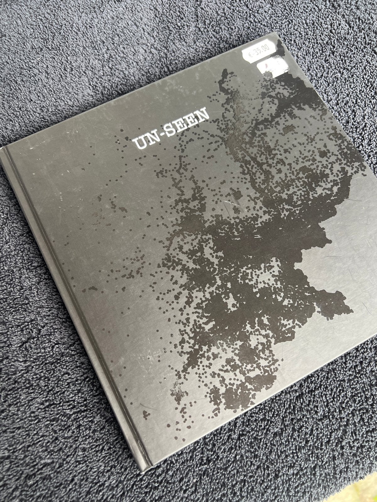 Z.g.a.n. fotoboek UNSEEN - Elly Valk, fotograaf, Ophalen of Verzenden, Zo goed als nieuw, Fotografen