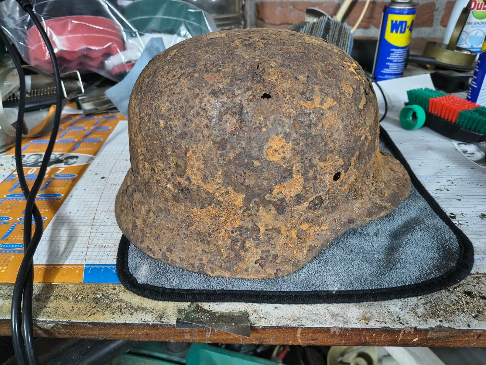 Duitse bodemvondst helm, Ophalen of Verzenden, Duitsland, Helm of Baret