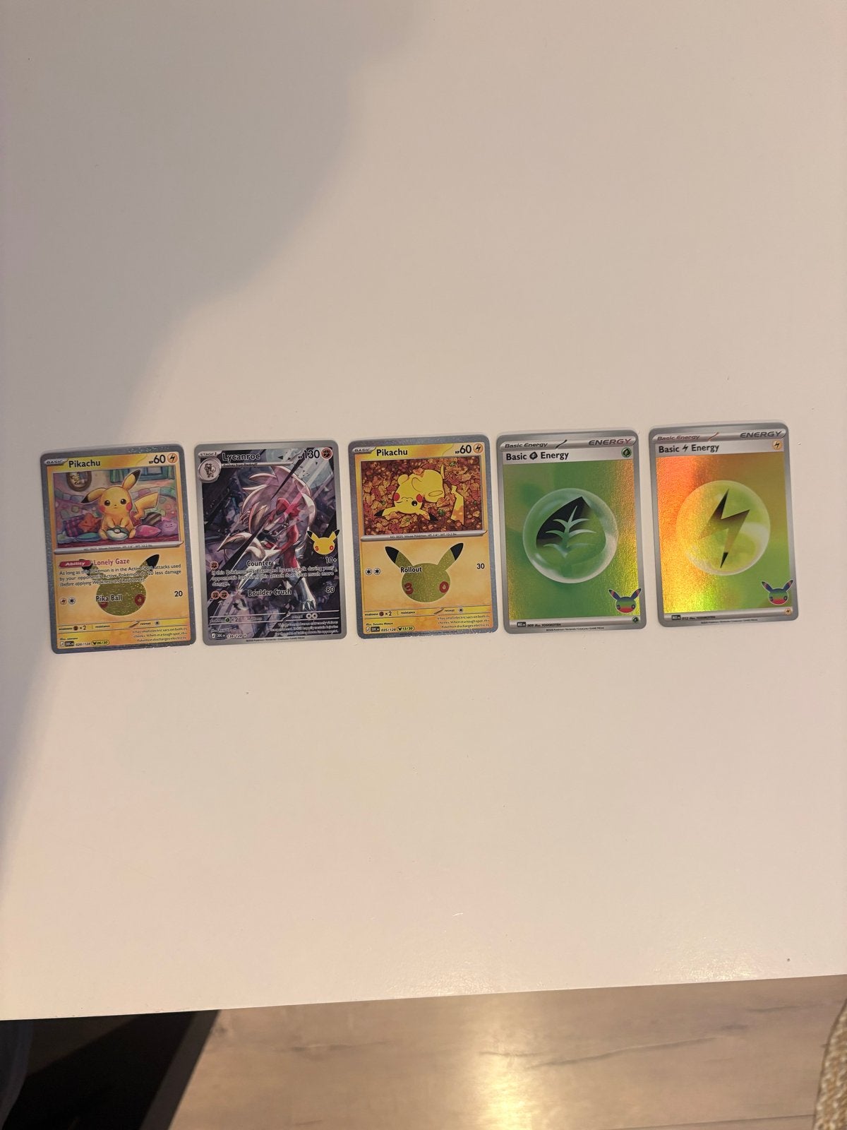 Pokemon 30th anniversary, Ophalen, Zo goed als nieuw, Meerdere kaarten, Foil
