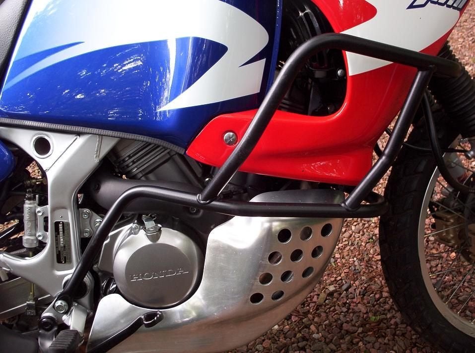 Honda XRV 750 Africa Twin Valbeugel set zwart zeer robuust, Motoren, Verzenden, Zo goed als nieuw