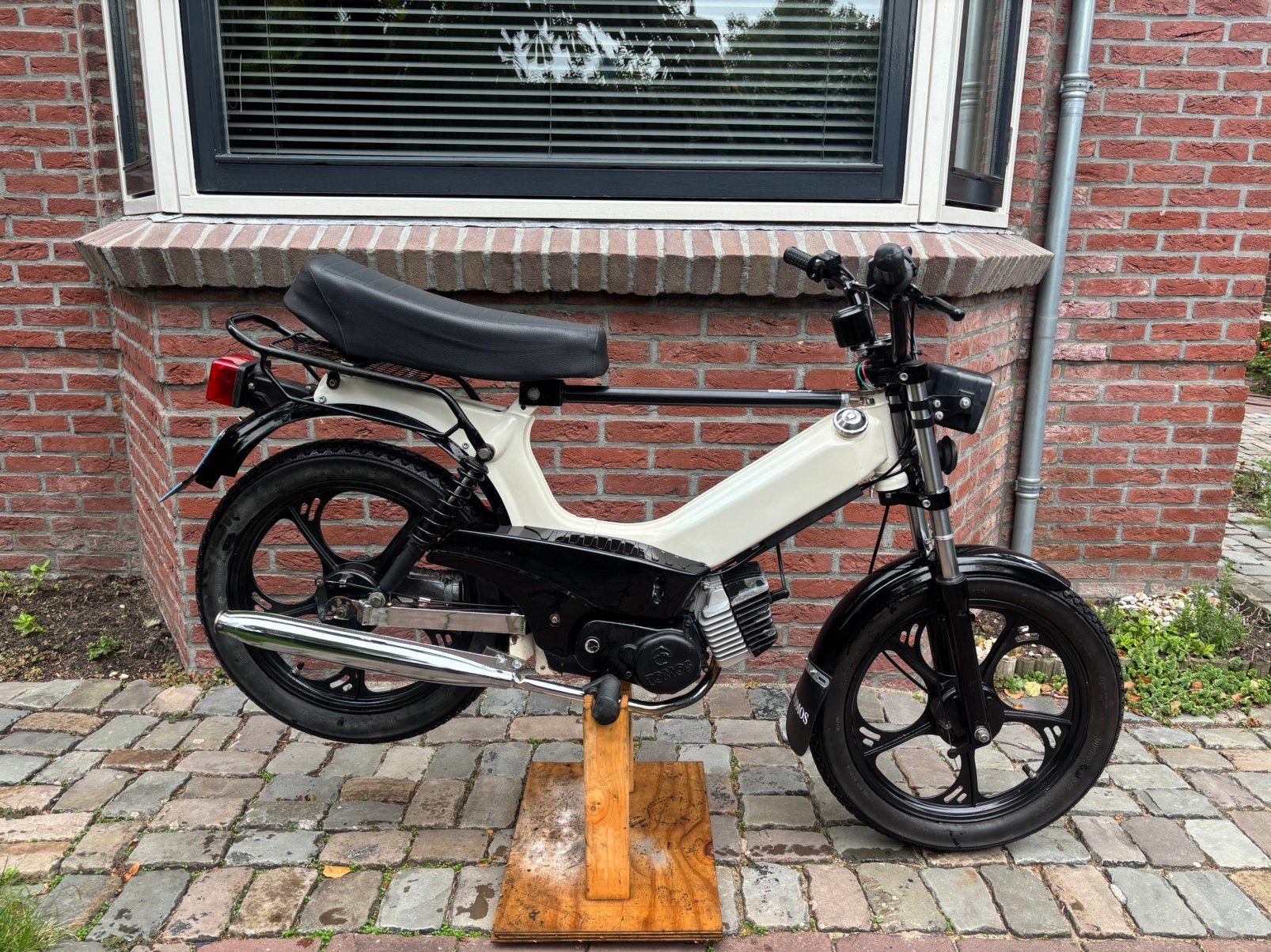 Tomos a35 luxe 2011, Fietsen en Brommers, Ophalen, Overige modellen, Zo goed als nieuw, 50 cc