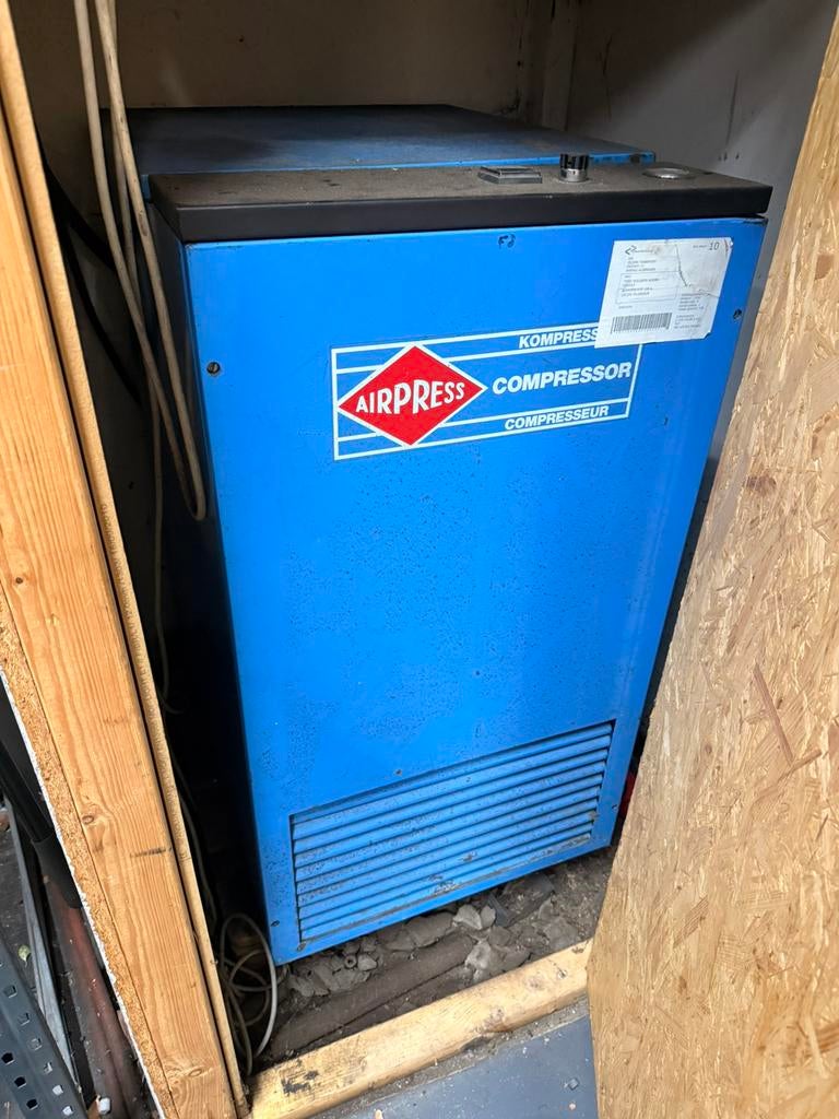 Airpress BA1300 zuigercompressor 200L drukvat compressor, Ophalen, Airpress, Airpress, Gebruikt