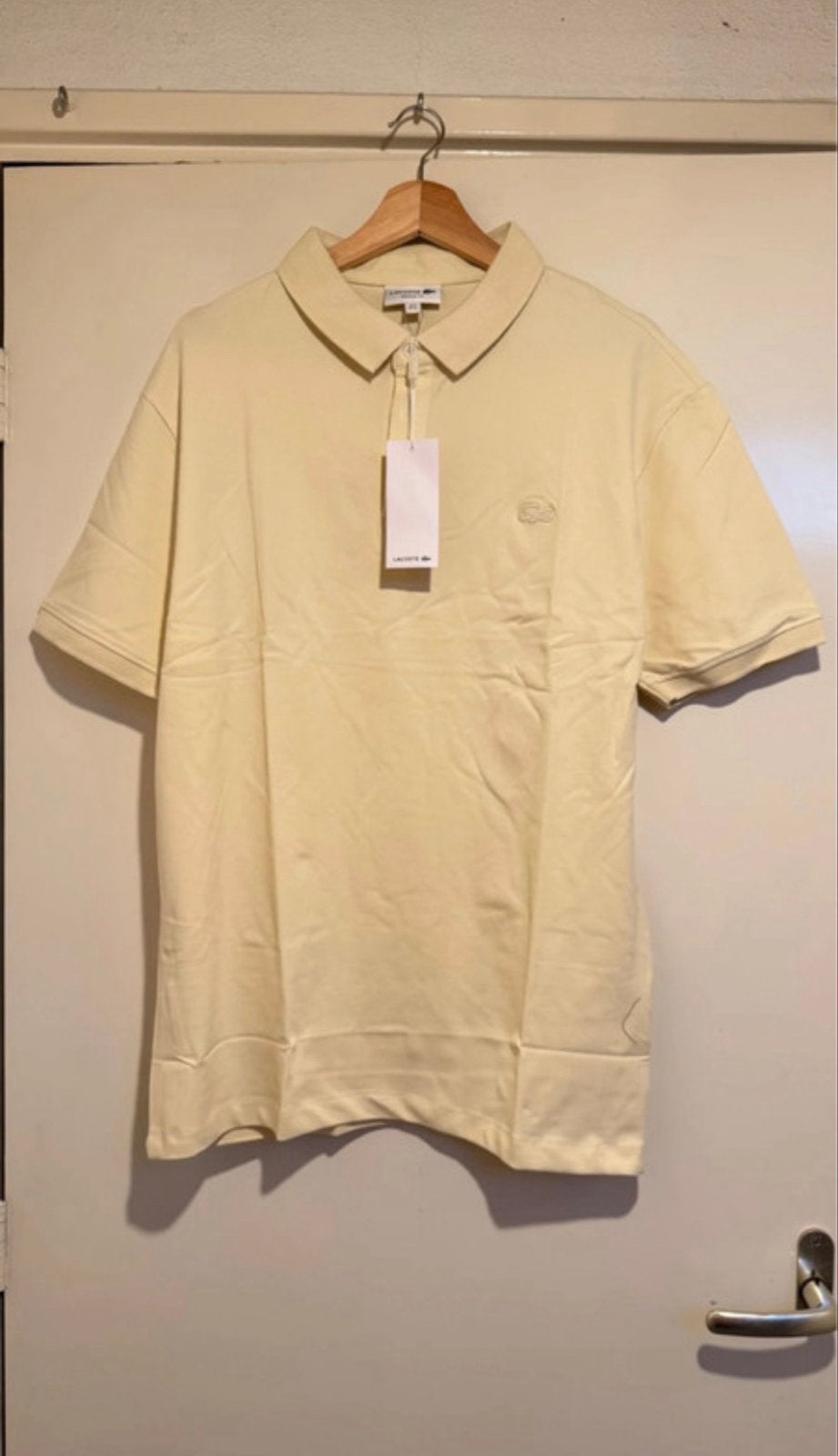 Lacoste Polo Maat L - Nieuw met kaartjes, Ophalen of Verzenden, Nieuw, Maat 52/54 (L), Geel